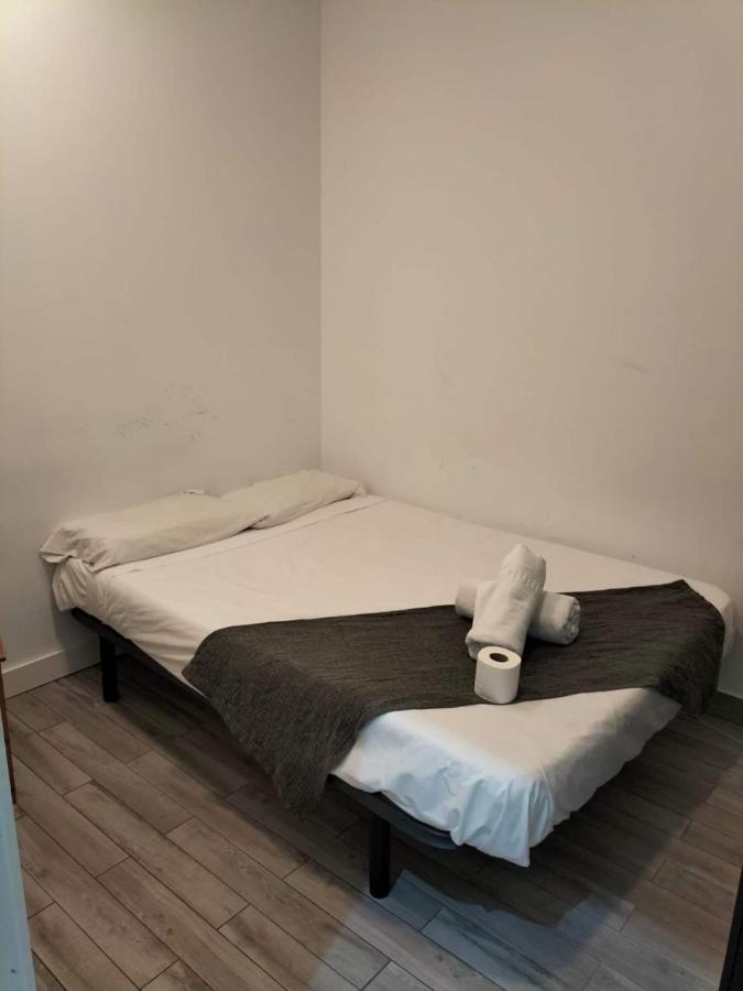 Arce Habitaciones マドリード エクステリア 写真