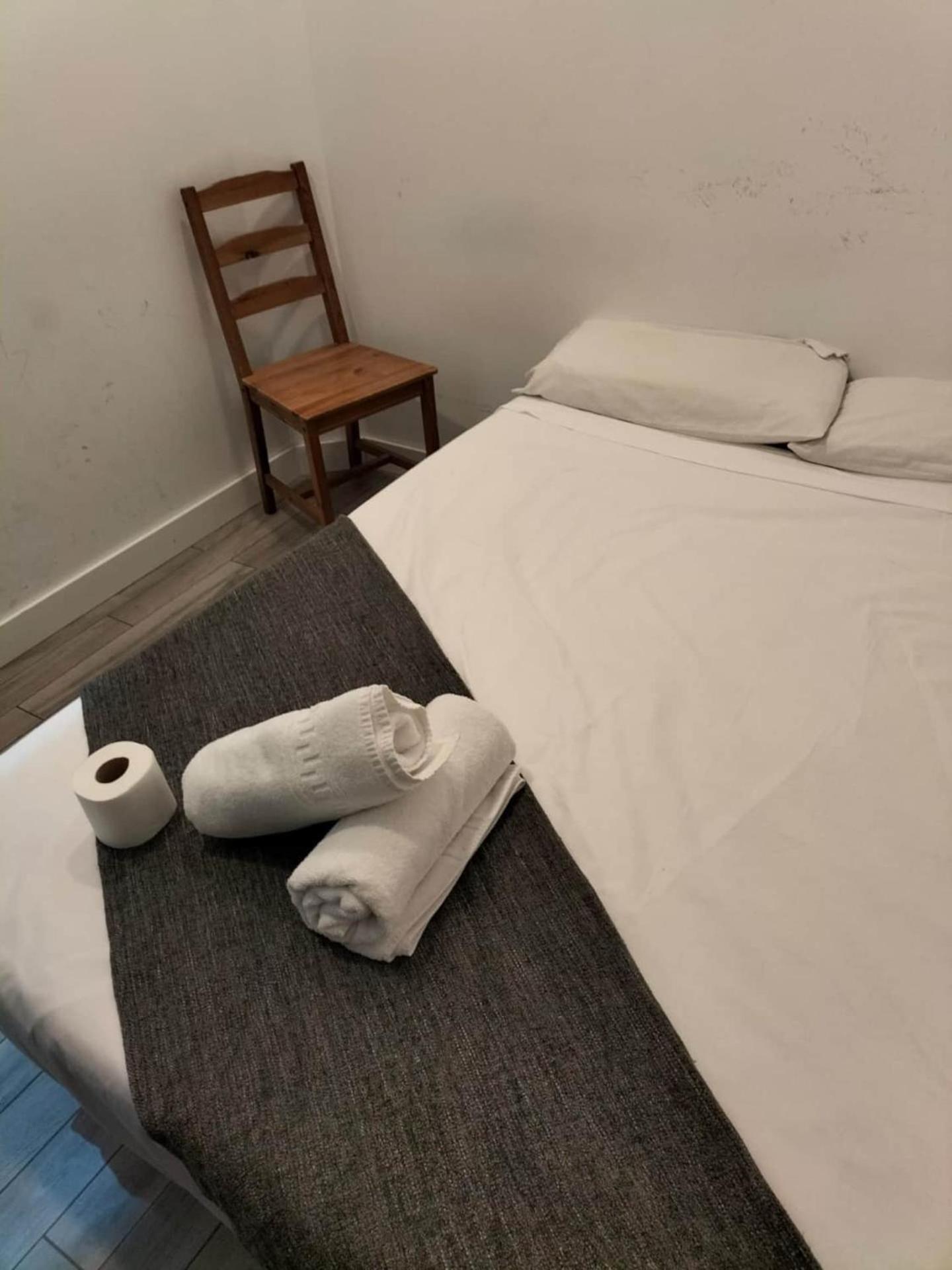 Arce Habitaciones マドリード エクステリア 写真