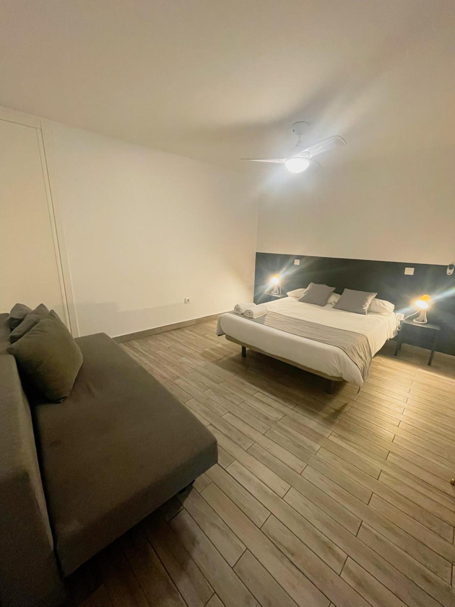 Arce Habitaciones マドリード エクステリア 写真